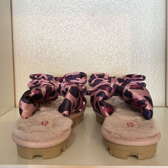 UGG Pink Satin Leopard Bow Slippers Womens Cozy Y2K Soft Girl Loungewear Girly - Picture 3 of 10